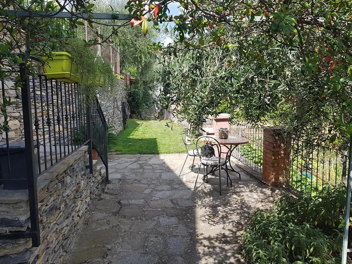 Casa Elisa Villa Dolcedo